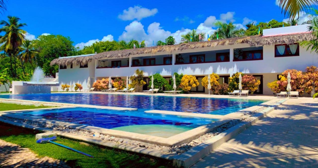 Oasi Encantada - Beach Resort Barahona Luaran gambar