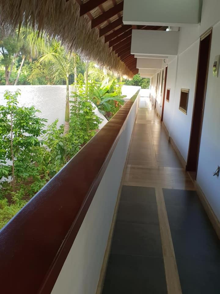 Oasi Encantada - Beach Resort Barahona Luaran gambar